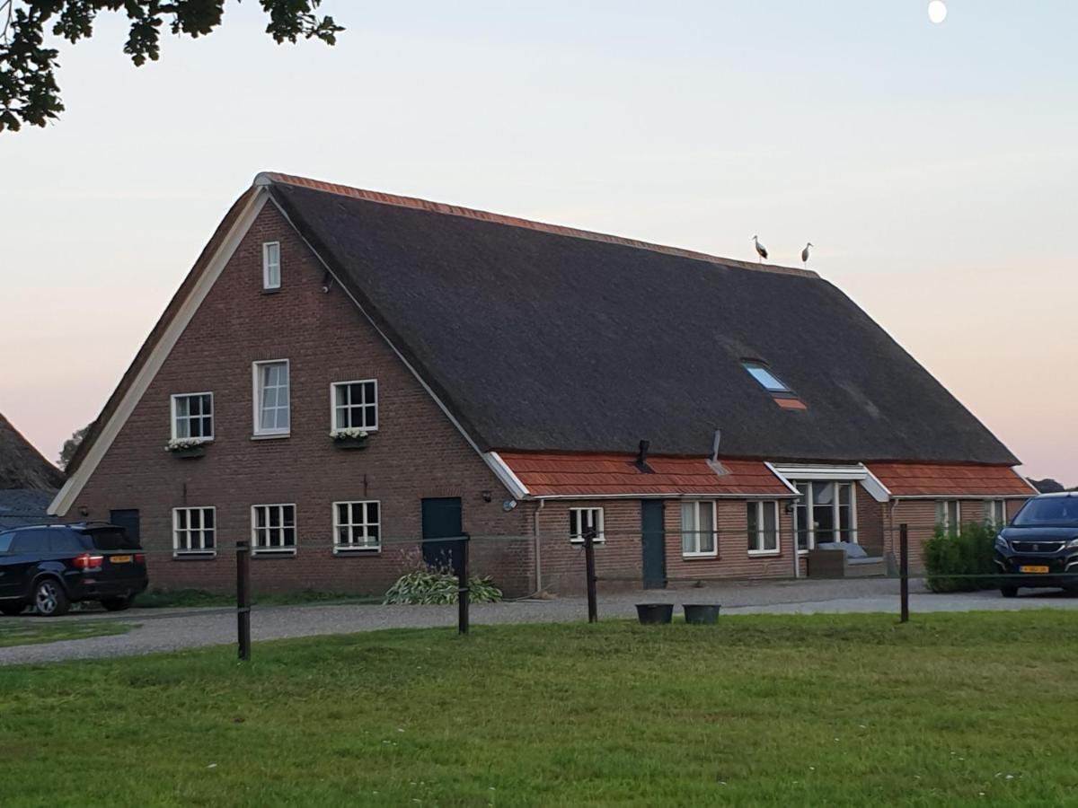 Apartamento Landelijk Gelegen Boerderij Aan De Pothofweg Anevelde Exterior foto