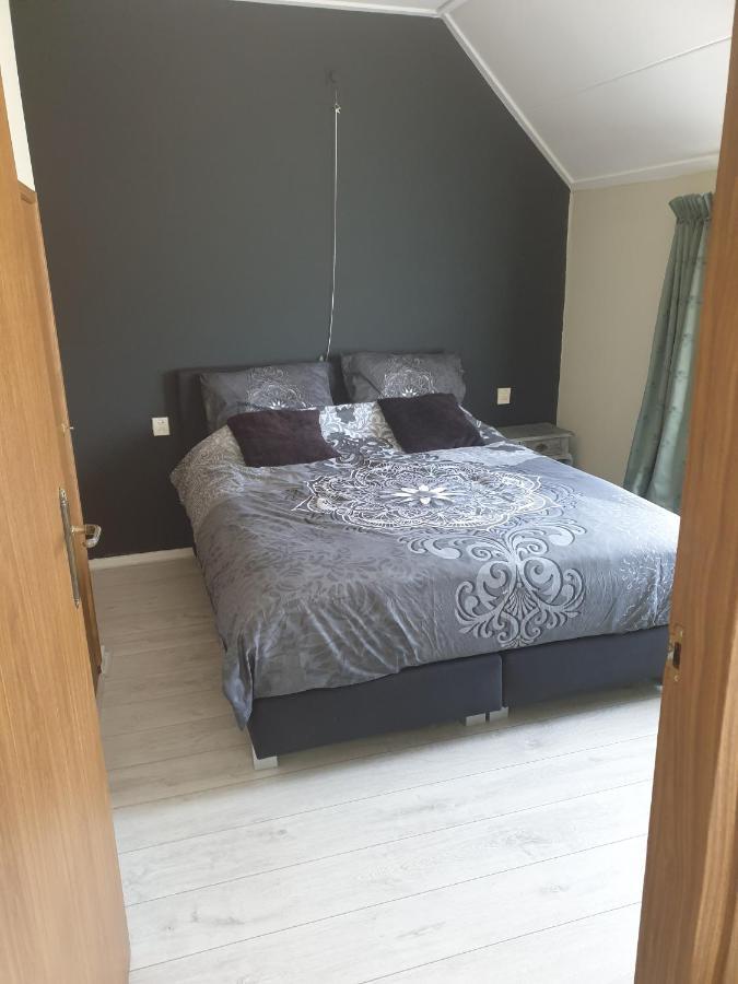 Apartamento Landelijk Gelegen Boerderij Aan De Pothofweg Anevelde Exterior foto