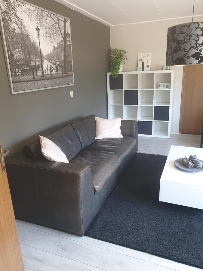 Apartamento Landelijk Gelegen Boerderij Aan De Pothofweg Anevelde Exterior foto