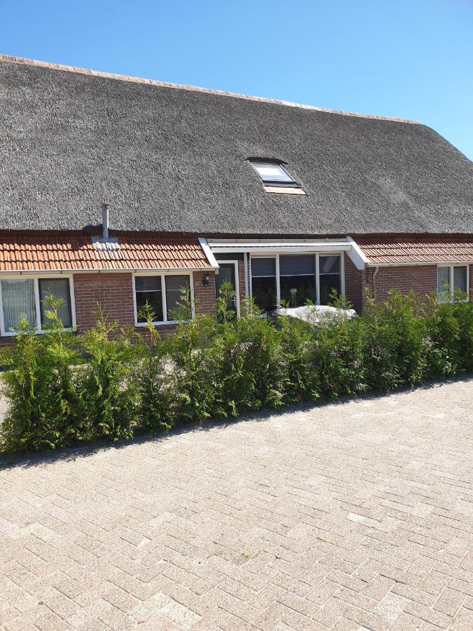 Apartamento Landelijk Gelegen Boerderij Aan De Pothofweg Anevelde Exterior foto